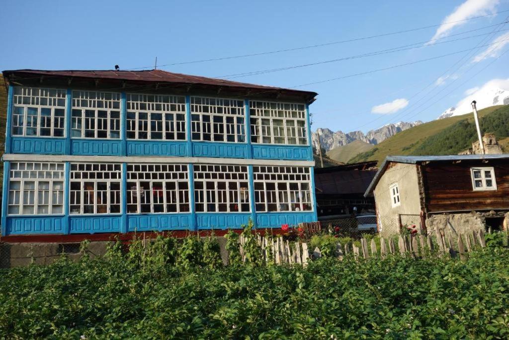 Guest House Elisabeth Adishi Exterior photo