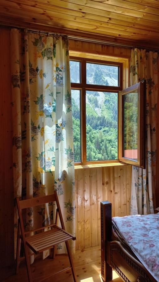 Guest House Elisabeth Adishi Exterior photo