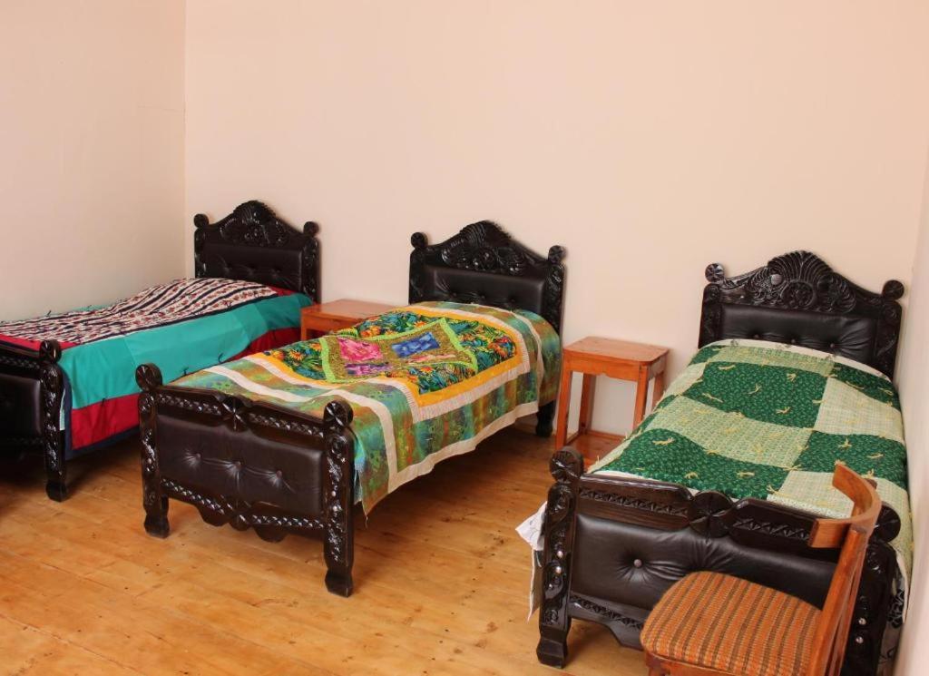 Guest House Elisabeth Adishi Exterior photo